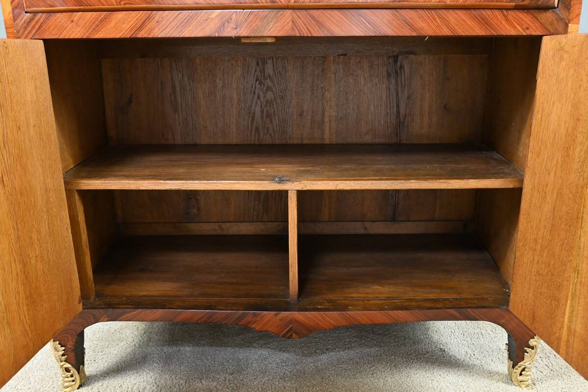 Precious wood secretary, Louis XV – Late 18th century