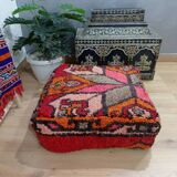 Handmade Berber pouf in wool 60 X 60 X 20 CM