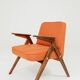 Fauteuil lounge vintage en laine, tissu orange et bois de hêtre