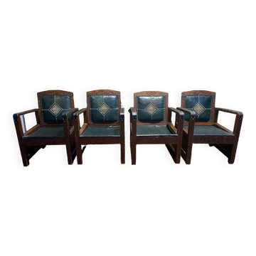 Suite de 4 fauteuils de style Syrien