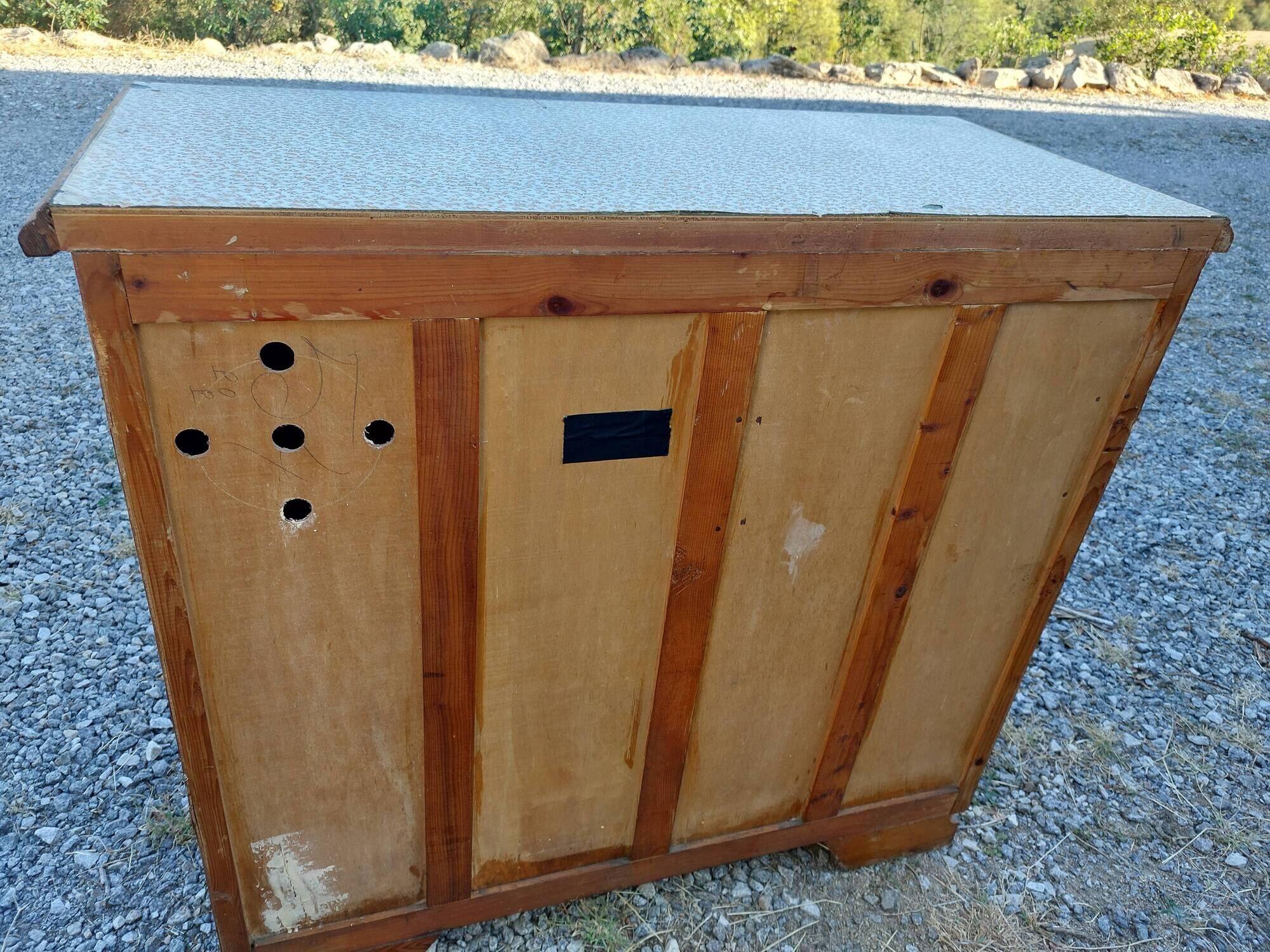 Mado buffet, asymmetrical doors, metal, floral top, vintage