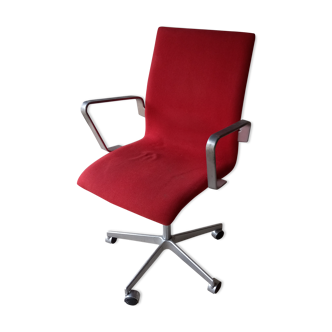 Fauteuil bureau d'Arne Jacobsen édité par Fritz Hansen