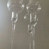 Trio de vases sur pied en verre soufflé