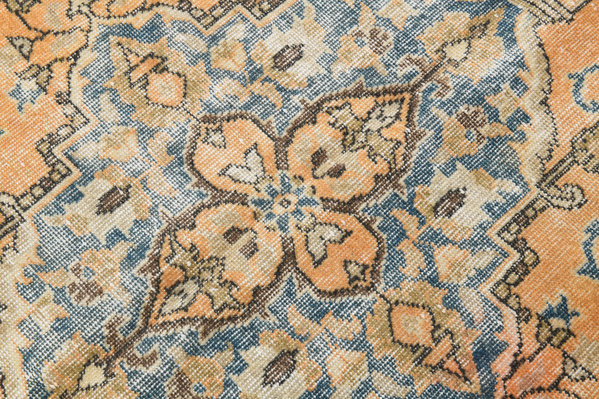 6x9 Antique Turkish Vintage Rug, 180x285Cm