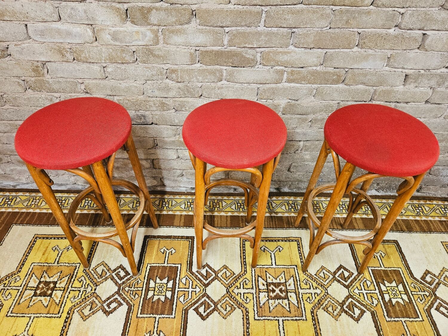 Set de 3 tabourets de bar en bois courbé 1960