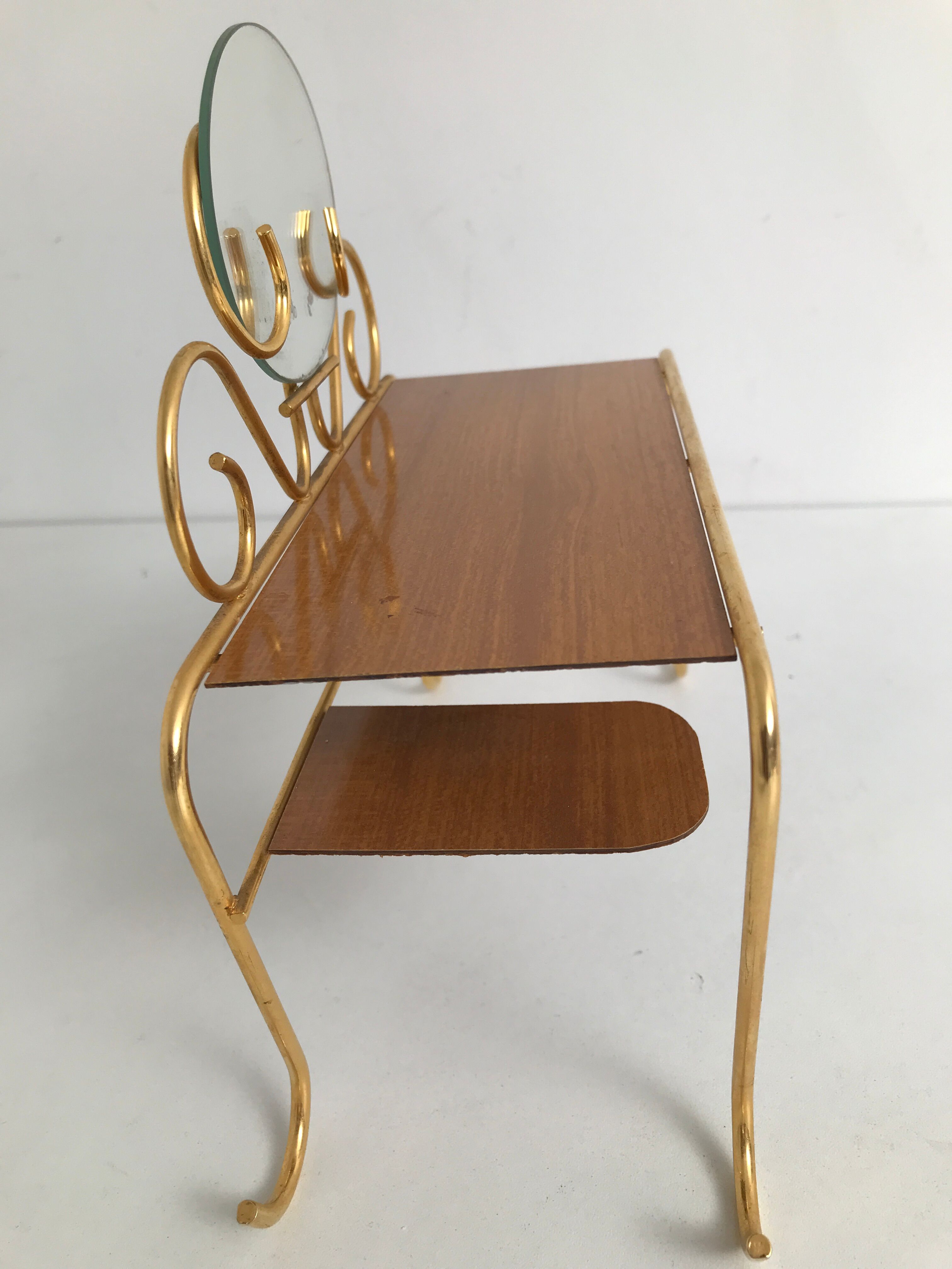 Petite coiffeuse poupée en bois et fer forgée vintage