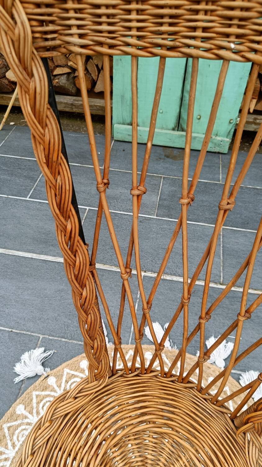 Chaise en rotin et métal