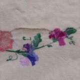 Hand embroidered napperon