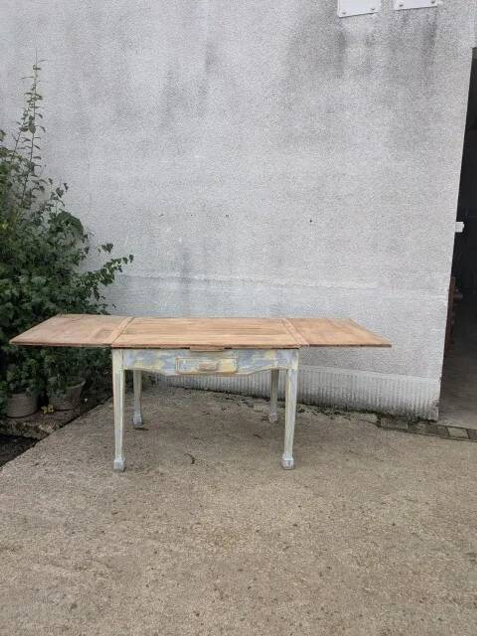 Table, bureau extensible