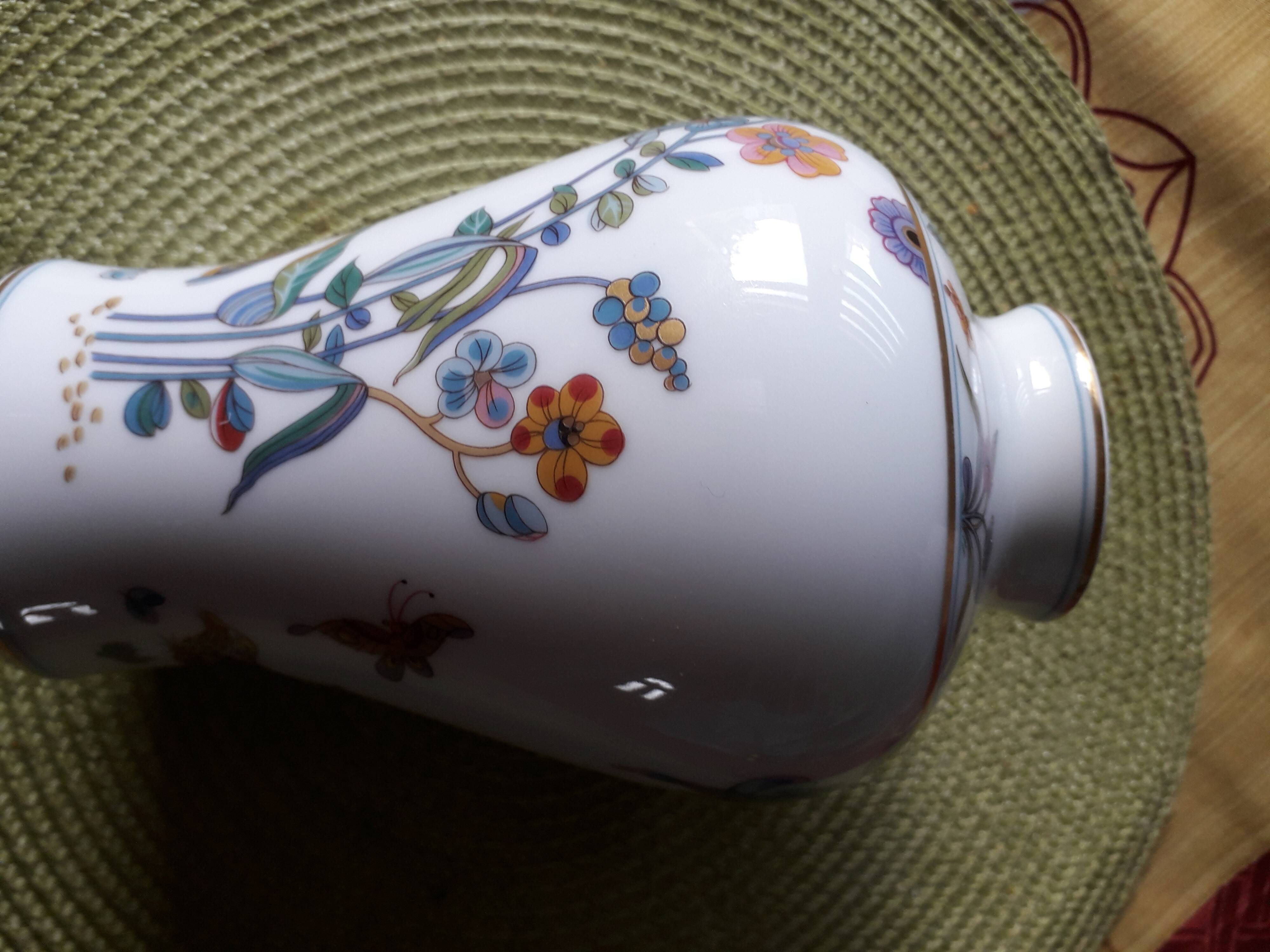 Splendid Haviland porcelain vase