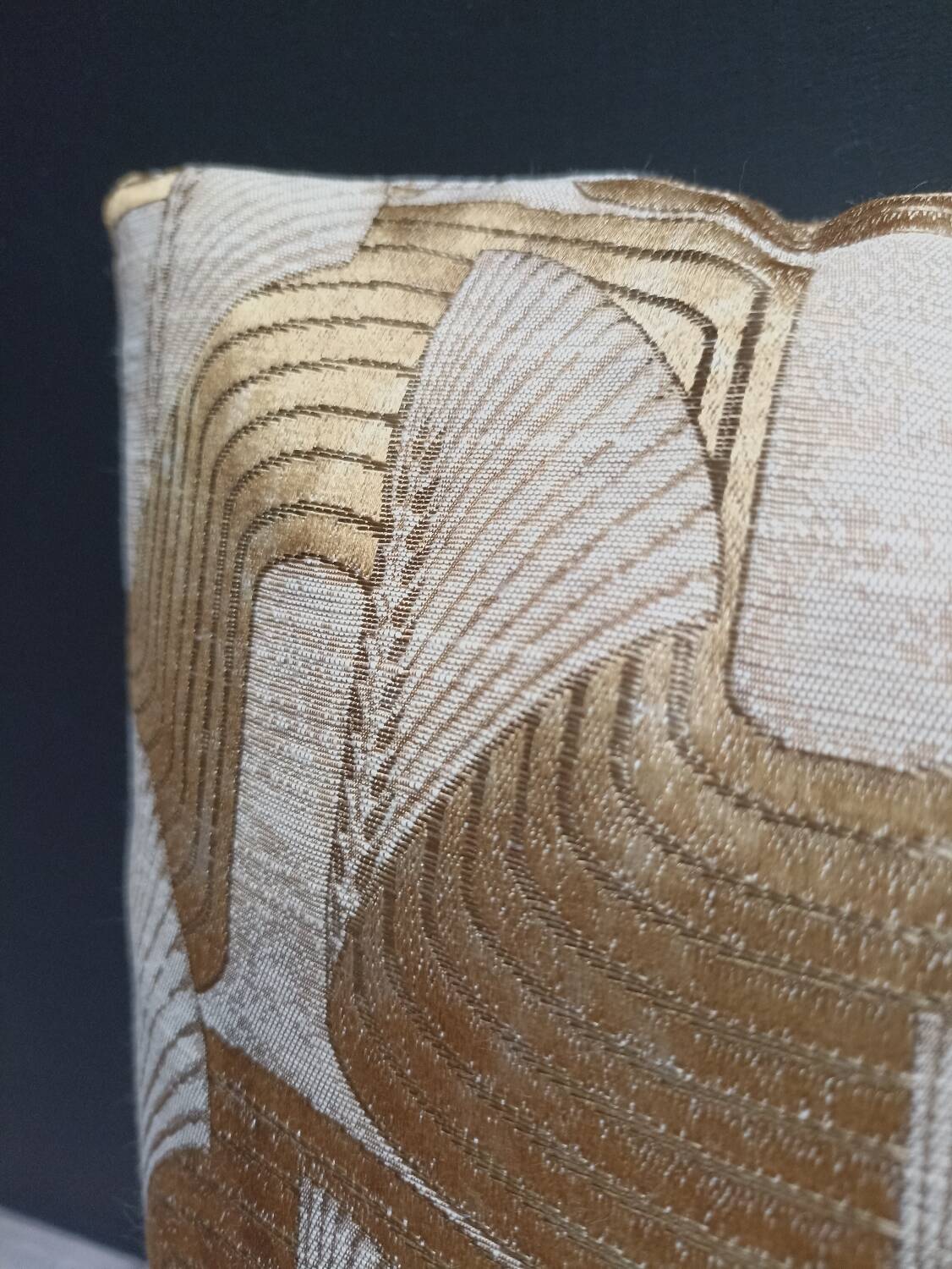Art Deco jacquard cushion 40x40cm