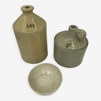 Set of 3 beige ceramics