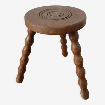 Vintage round milking stool , solid wood , tripod , 50s