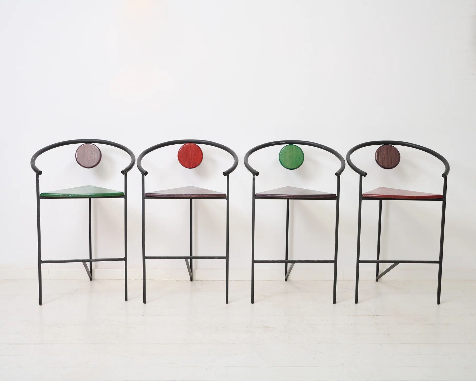 Bar chairs (4), Memphis, 1980