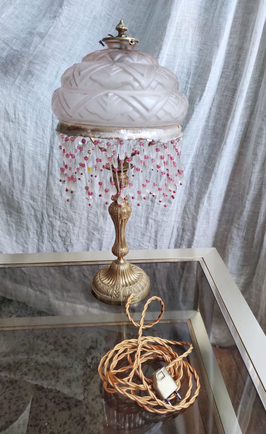 Art Deco globe opalin pink beaded lamp, 1920/30s