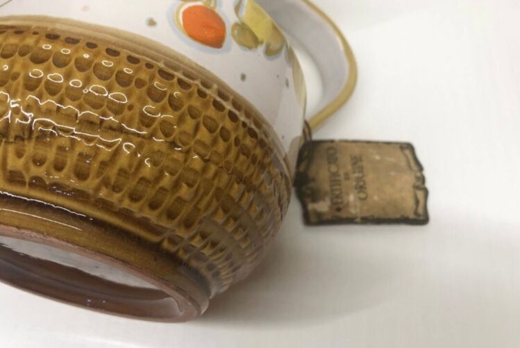 Pitcher decorated with grapes Fratelli Fanciullaci