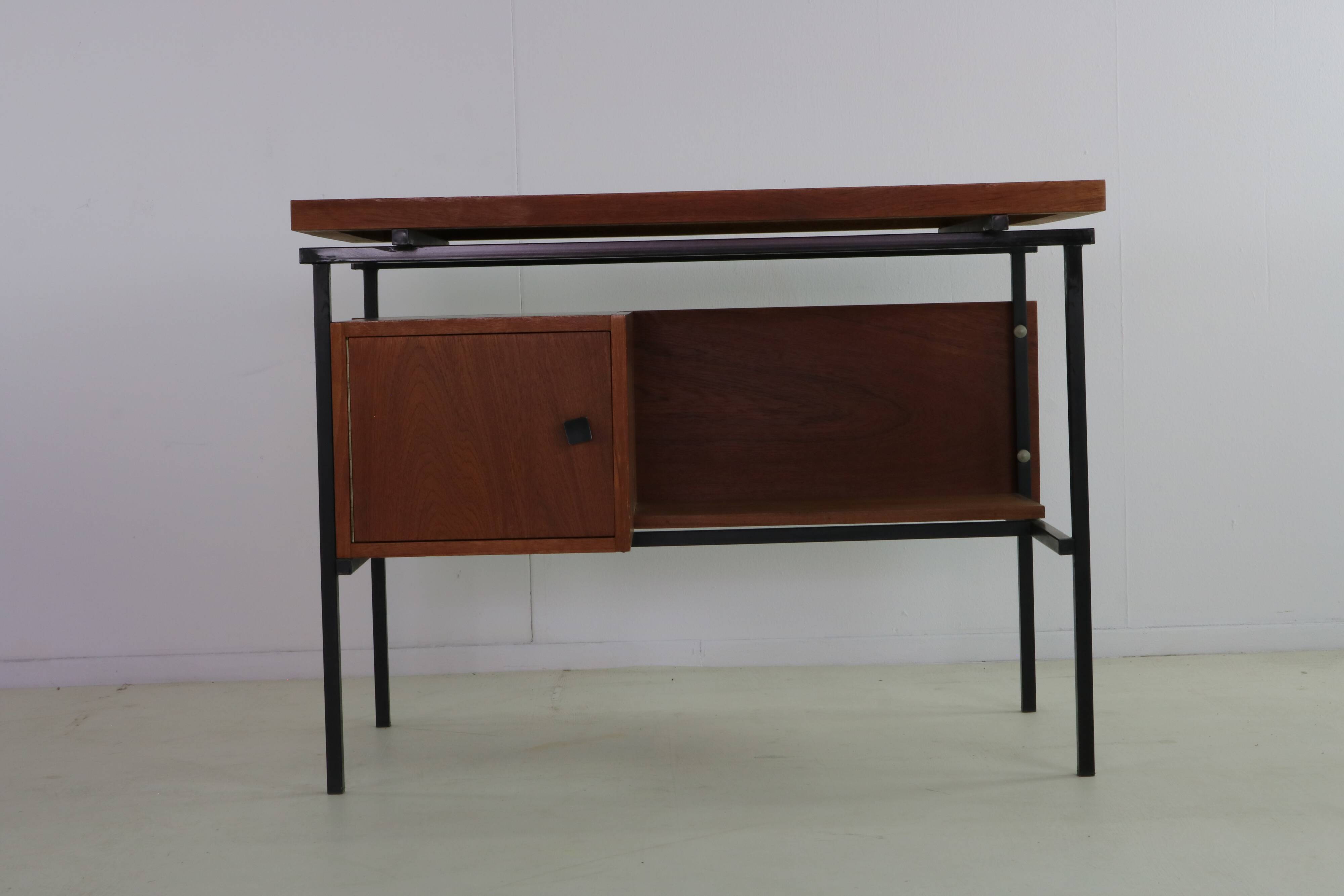 Beautiful belgian design ladies desk in teakwood