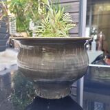 Enamelled stoneware planter