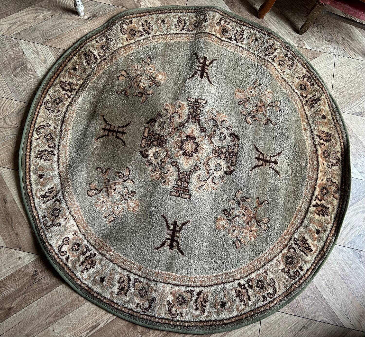 Antique round rug