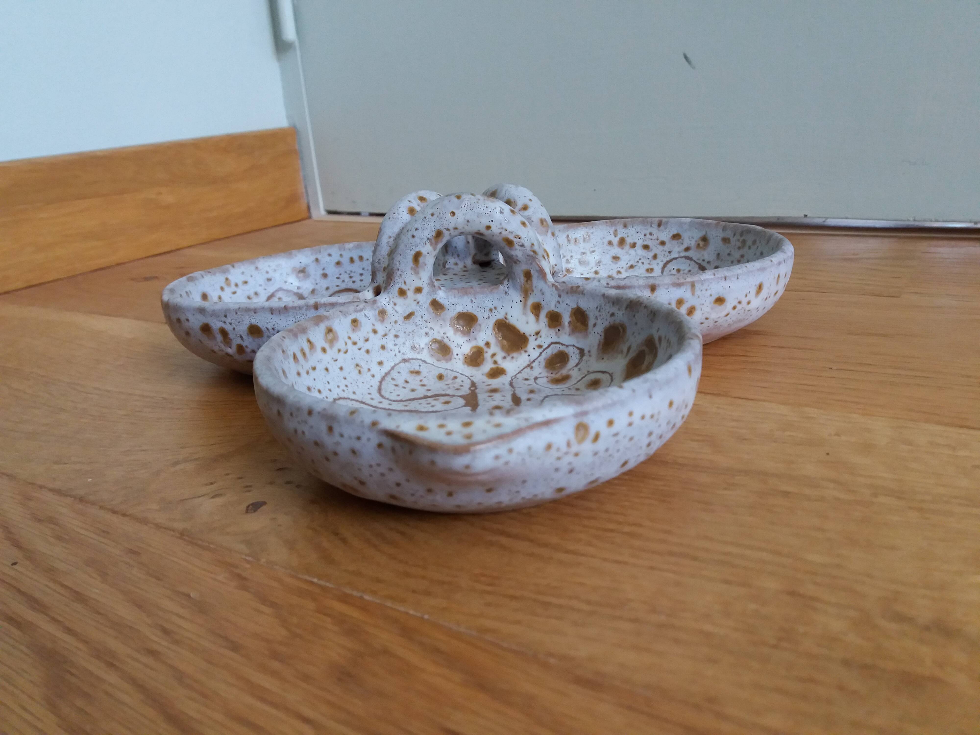 Empty pocket aperitif dish signed Jean Austruy