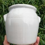Sandstone ear pot