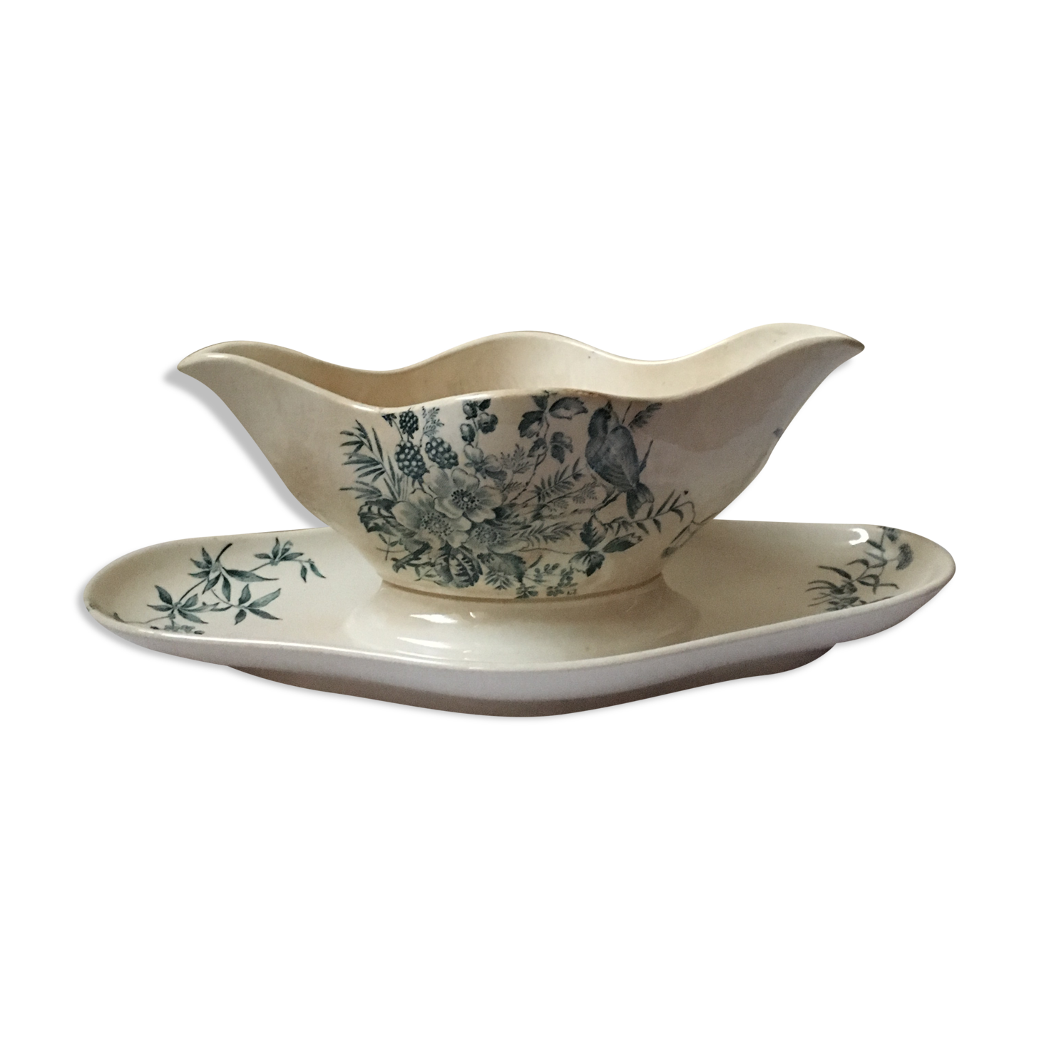 Opaque porcelain saucière Terre de fer de Longwy mignon collection