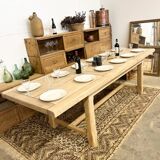 Solid oak farmhouse table with 2 central extensions