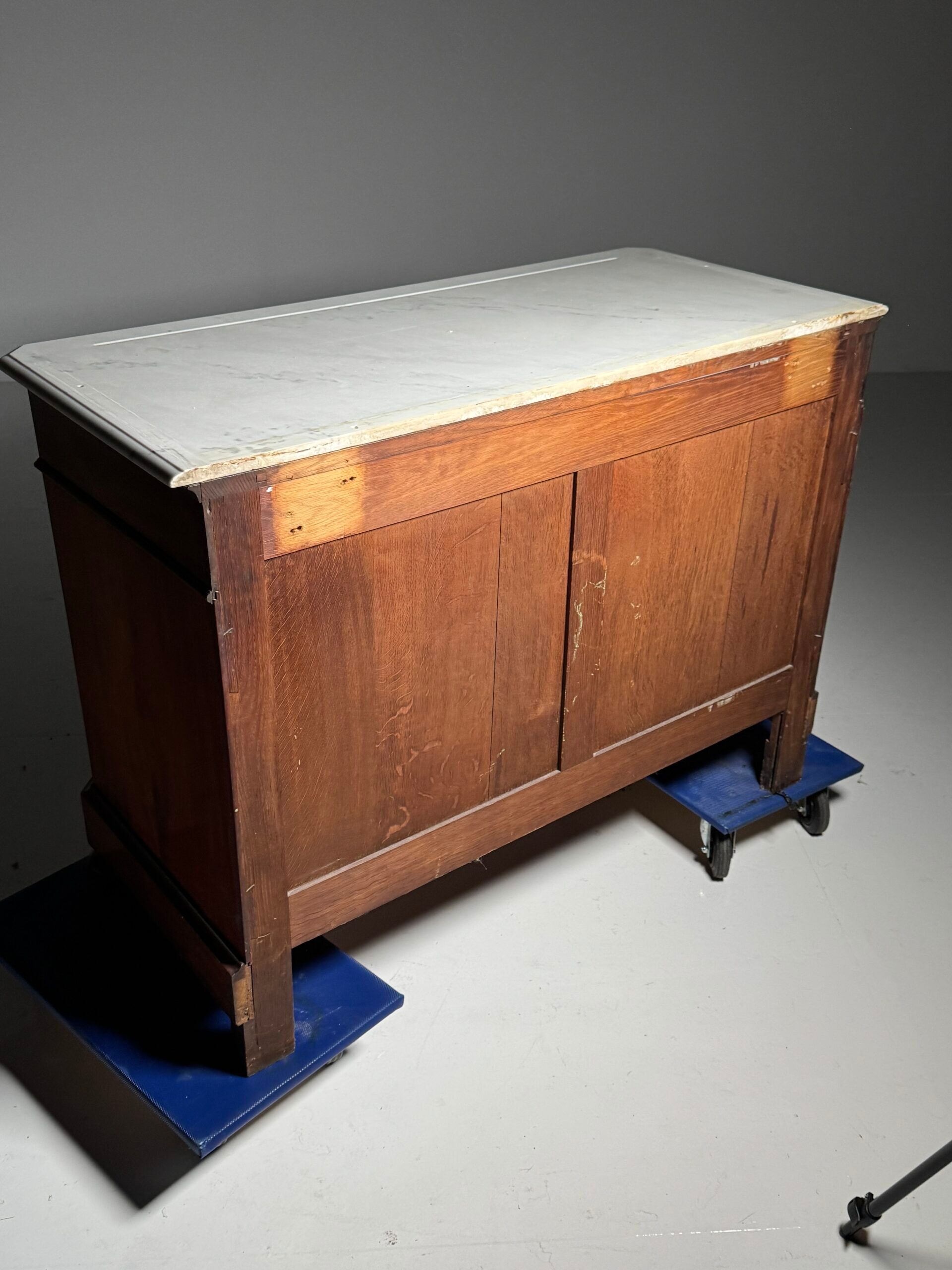 Mahogany chest of drawers 19th century