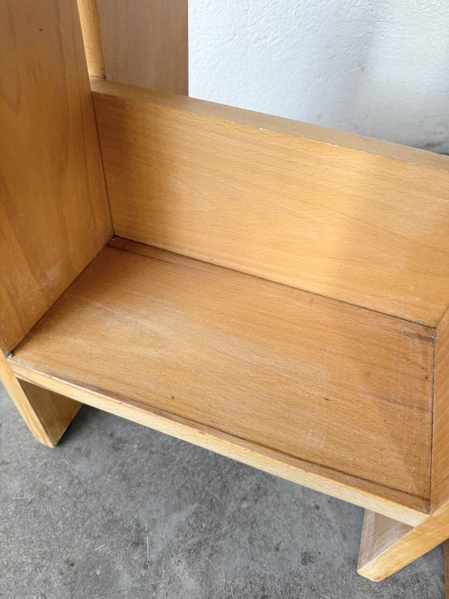 Paire tabourets ou chevets pin mobilier montagne 1950
