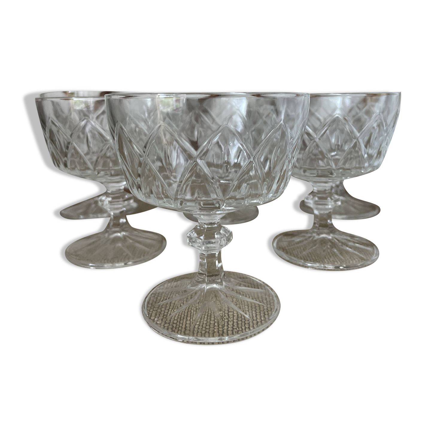 6 glass champagne coupes