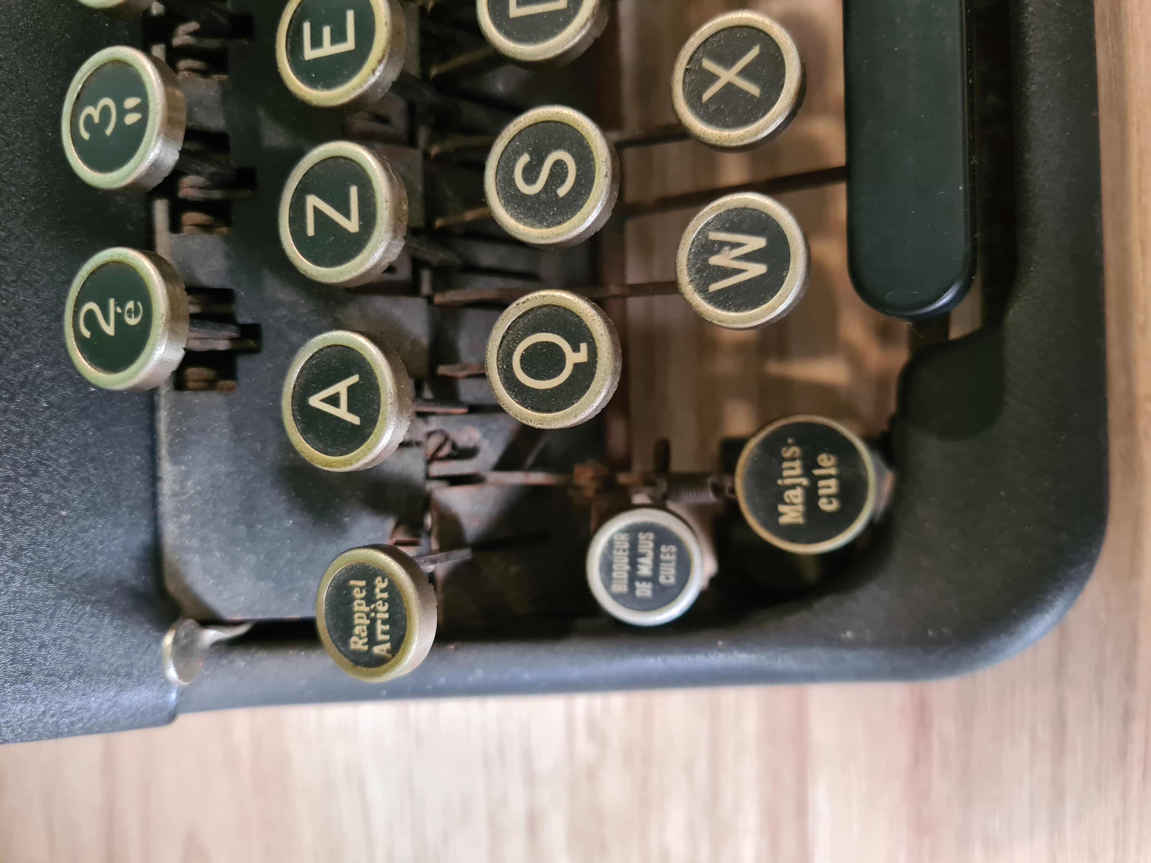 Charming and rare standard corona typewriter 1940s