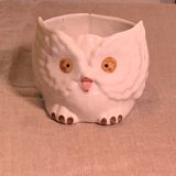 Cache pot owl glazed ceramic white slip earthenware siol Portugal