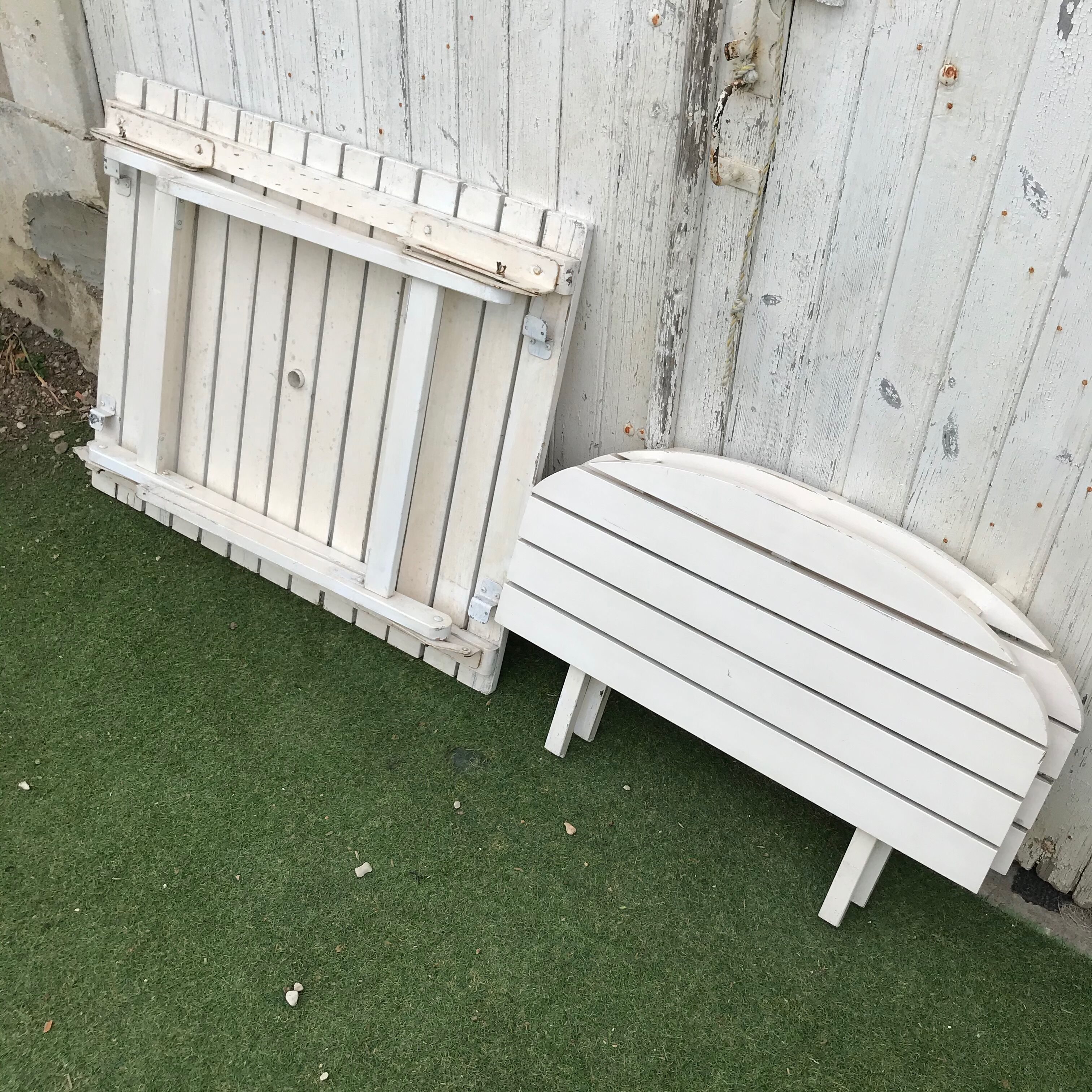Vintage wooden garden salon