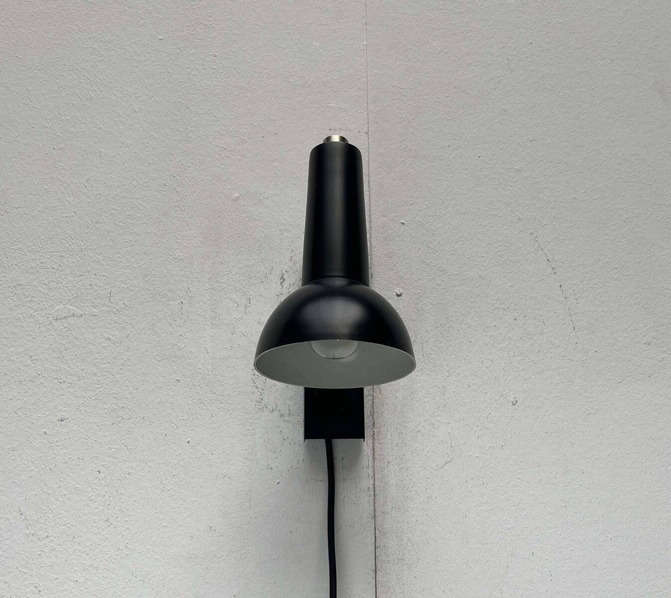 Mid-century German black minimalist wall lamp by Hustadt, 1960s.