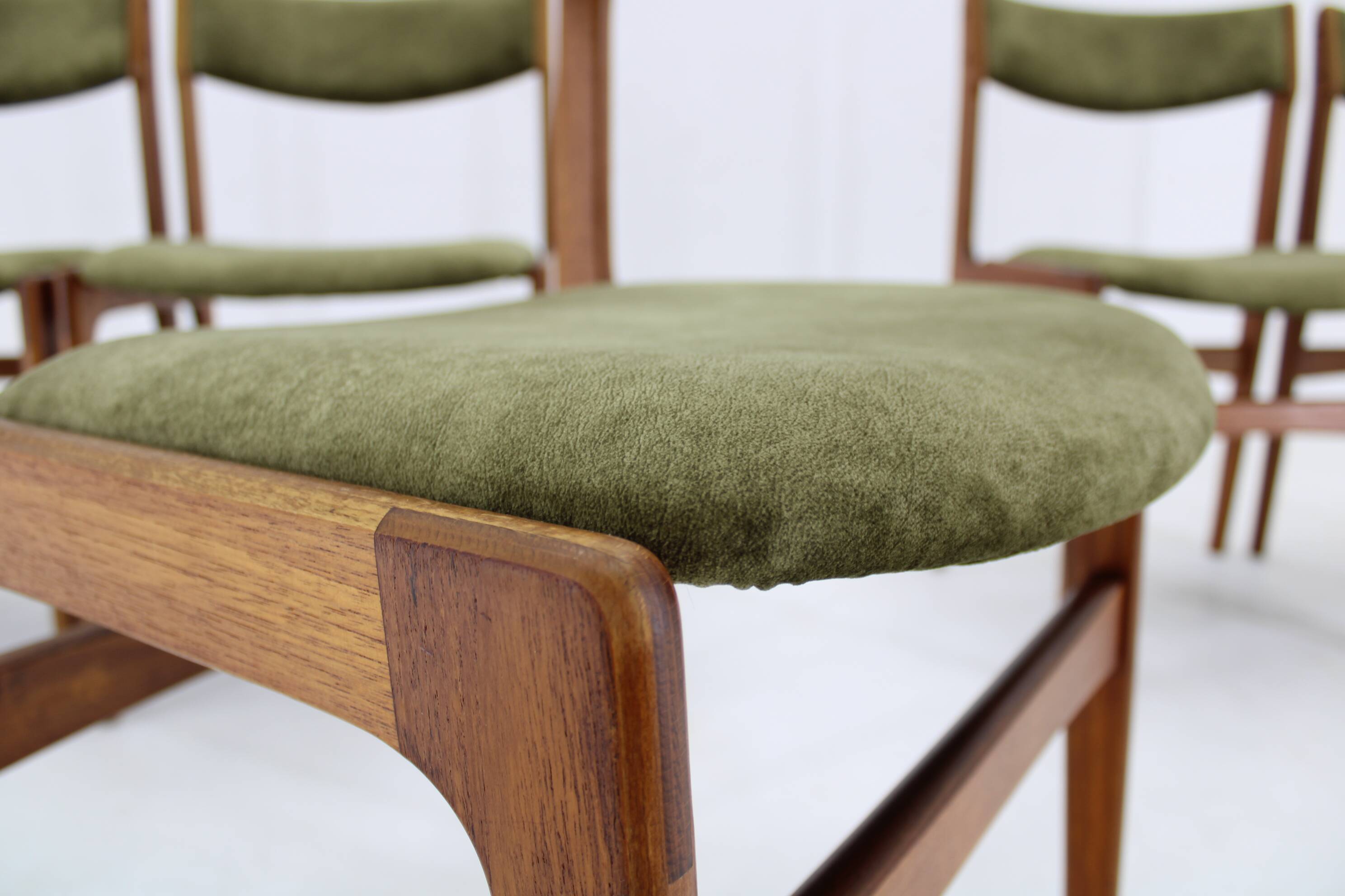 1960s Set of Six Danish Teak Dining Chairs , Restored