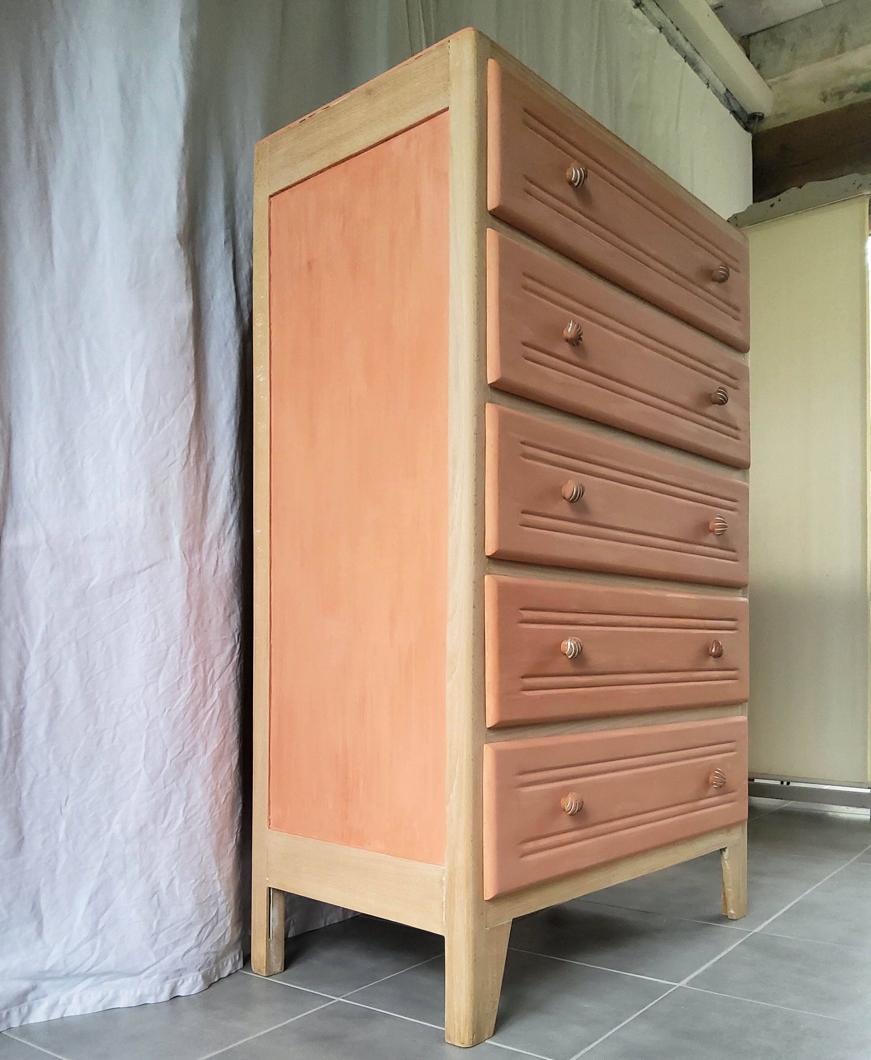 Patinated 30-40s chest of drawers