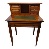Stepped desk