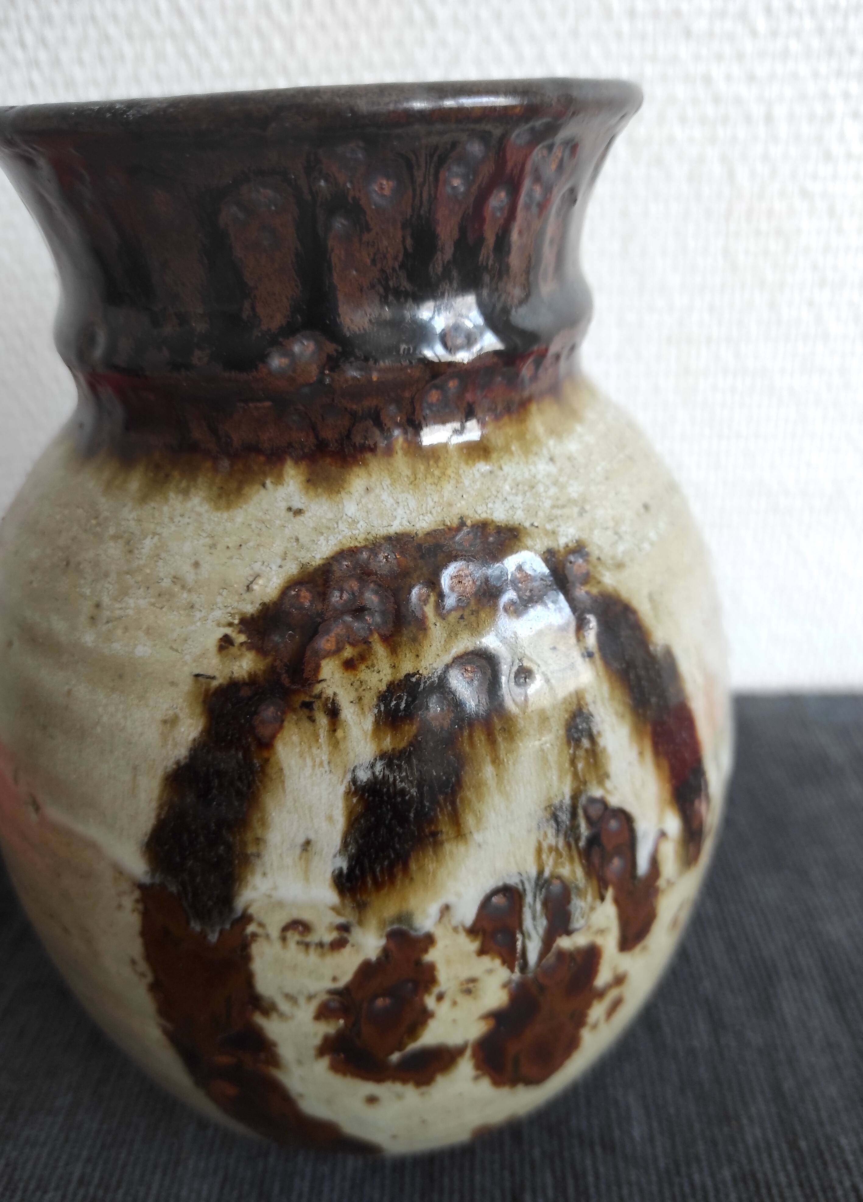 Enamelled sandstone vase – 60s/70s