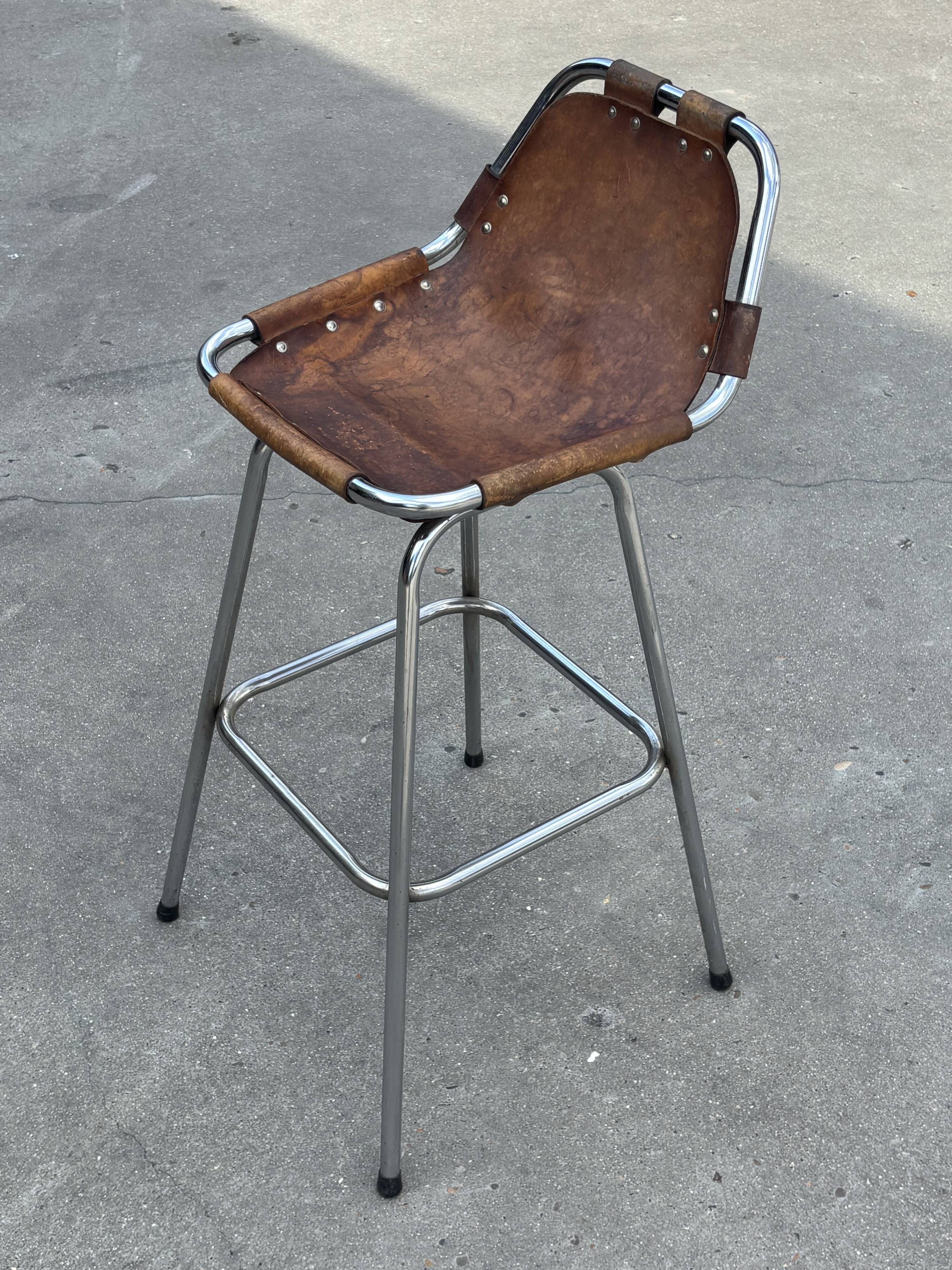 Tabouret de bar vintage Dal Vera sélectionné par Charlotte Perriand design 'Les Arcs'