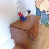 Children's desk