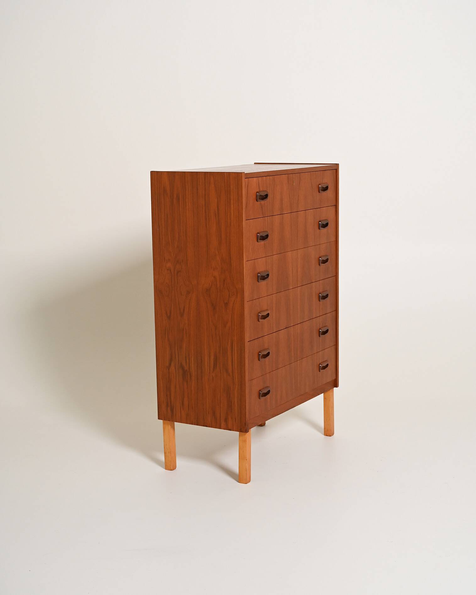 Commode haute en teck et chêne scandinave, années 1960