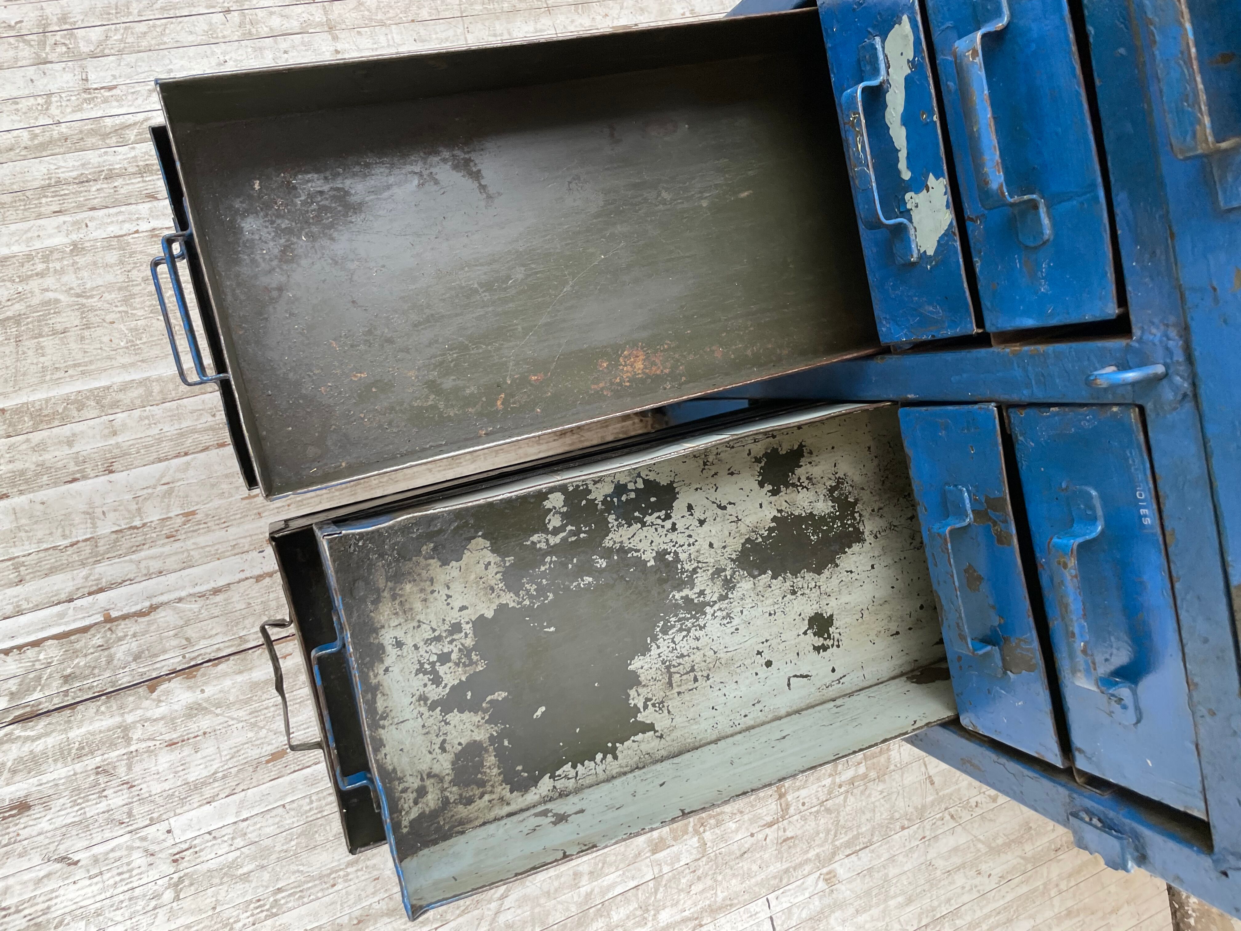 Meuble établi rangement militaire industriel bleu