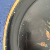 Round tray
