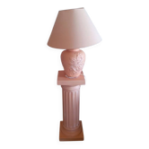Lampe et gueridon