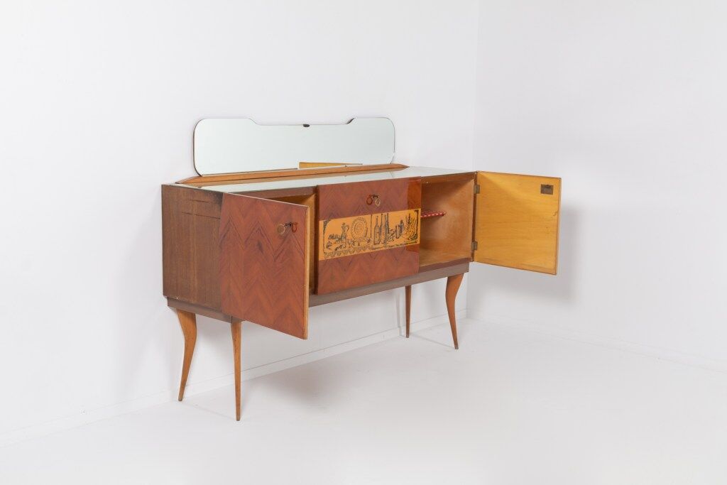 Modern Italian sideboard by Vittorio Dassi, 1950