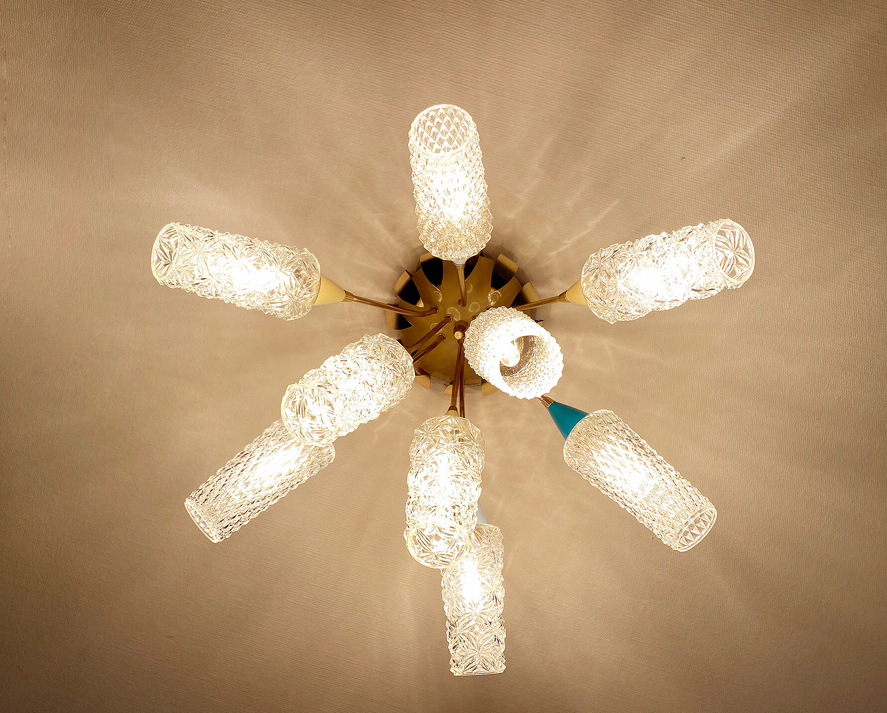 plafonnier lampe vintage, annees 50, verre laiton, bleu beige or