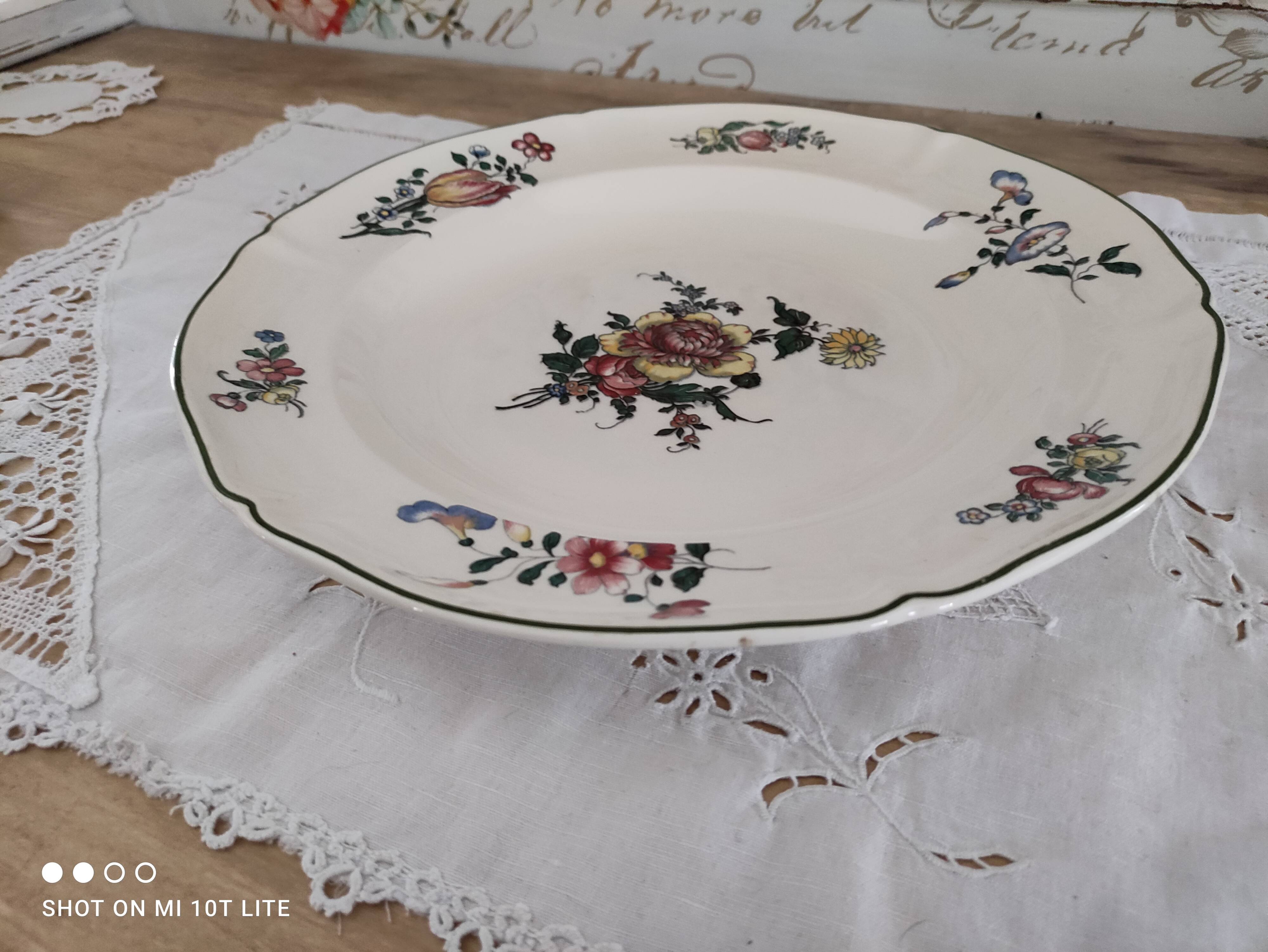 Large hollow round dish Villeroy and Boch model Mettlach