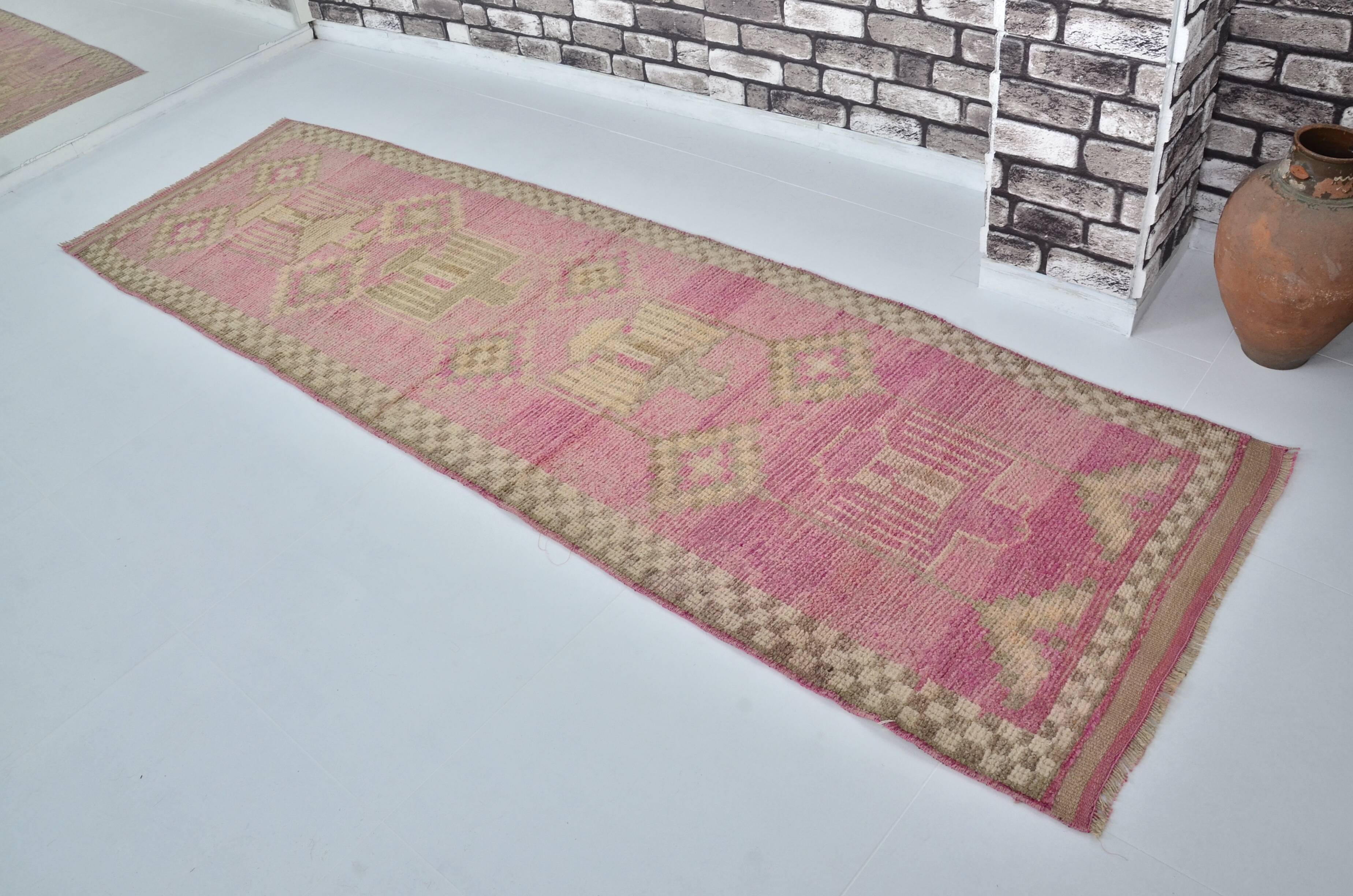 Neutral Light Pink Vintage Runner sku 2209