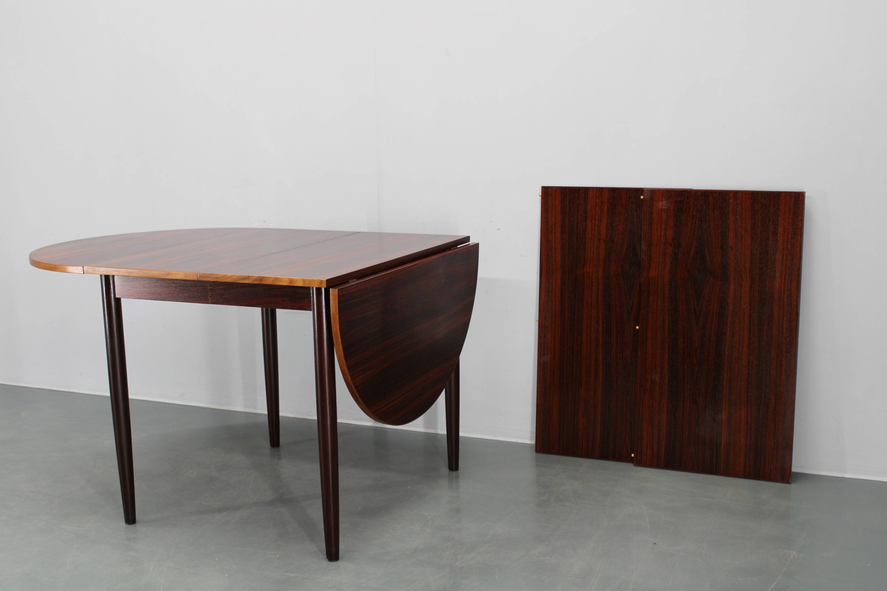 1960s Danish extendable palisander dining table, 4 leaves, restored