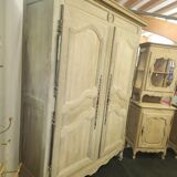 Lorraine cabinet 19th sanded and patinated